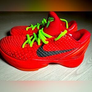 Zoom Kobe 6 Protro 'Reverse Grinch'